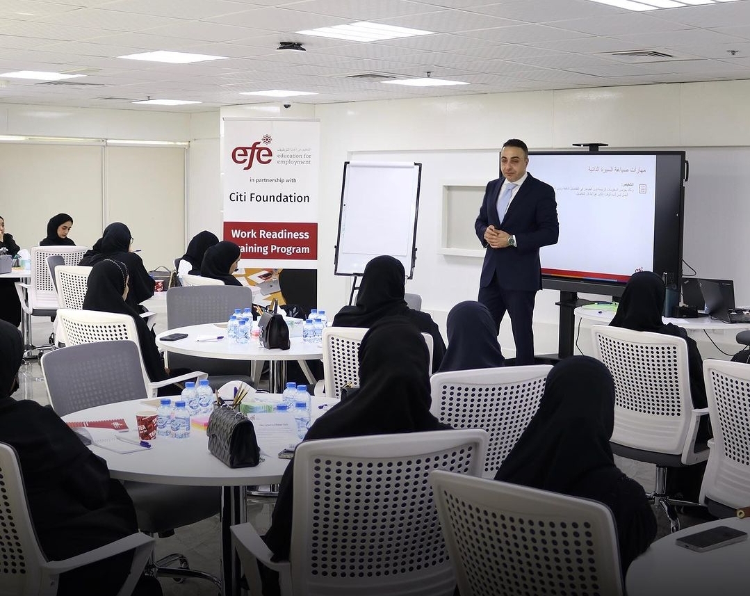 Read more about the article نظمت ادارة التوطين والتطوير المهني ورش للباحثين عن عمل